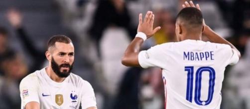 Karim Benzema et Kylian Mbappé en équipe de France. (crédit Twitter)