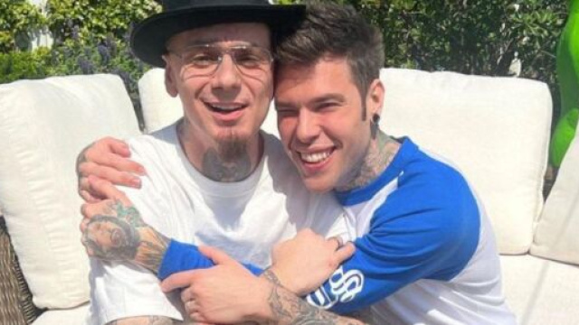 J-Ax e Fedez hanno ufficialmente fatto pace