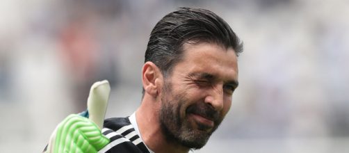 Buffon esalta Pogba e promuove Vlahovic: "Nonostante le difficoltà ha segnato tanti gol"