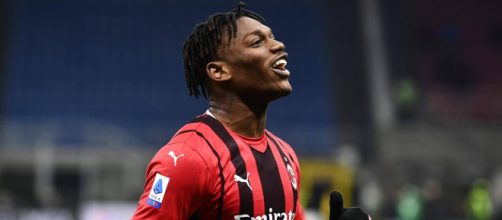 Calciomercato Milan, possibile interesse di Psg e Manchester City per Leao.