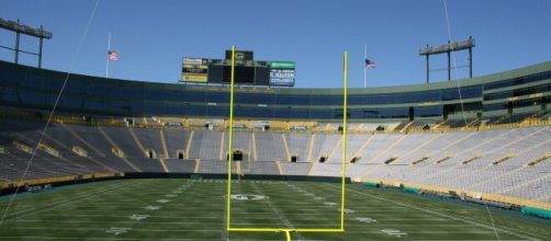 Lambeau Field in 2007 (Image source: Jeramey Jannene/Flickr)