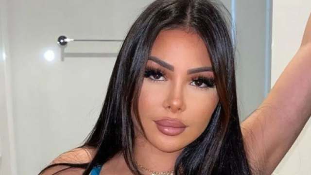 Maeva Ghennam la candidate des Marseillais au Mexique