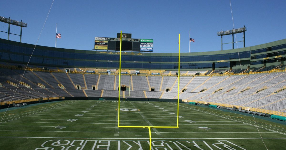 Lambeau Field hosts European soccer