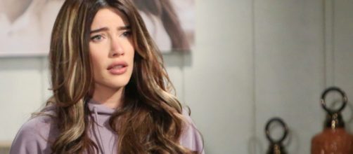 Beautiful, puntate dall’8 al 14 maggio 2022: Steffy apprende che il test del Dna era falso.