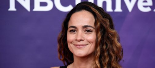 Alice Braga é uma das 5 celebridades que se assumiram LGBTQIA+ (Arquivo Blasting News)