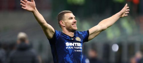 Calciomercato Inter, possibile interesse della Fiorentina per Dzeko.