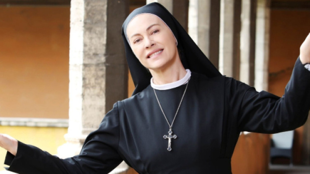 Che Dio ci aiuti 7, Elena Sofia Ricci si appresta a dire addio al suo personaggio