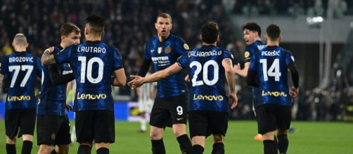 Dzeko (36 anni) e Correa (27 anni) potrebbero lasciare l'Inter