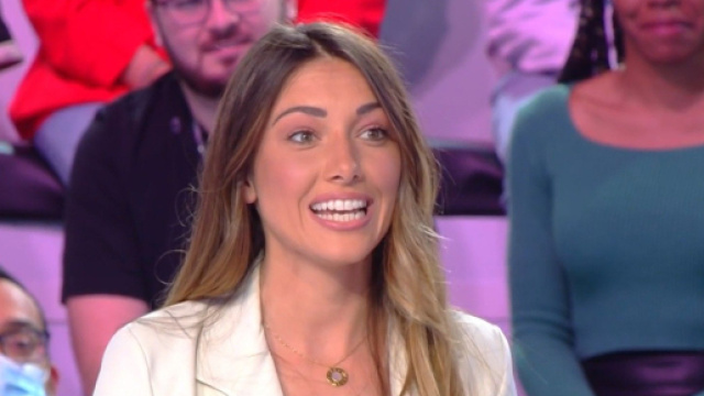 TPMP : Delphine Wespiser nous parle de Benjamin Castaldi. Source : capture d'écran C8