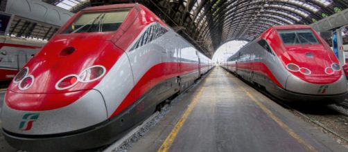 Ferrovie seleziona diplomati e laureati come capi stazione, assistenti e progettisti.