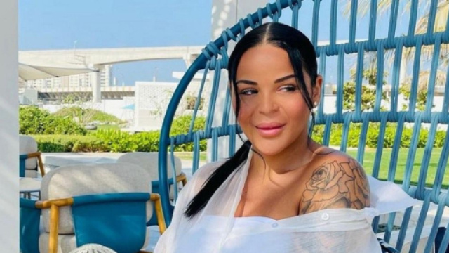 Sarah Fraisou moquée sur Twitter à cause d'une photo avant et après son régime.