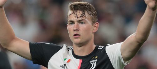 Juventus-De Ligt: la società studia il rinnovo di contratto.