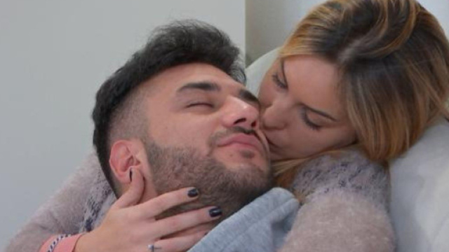 UeD, Claudia Dionigi e Lorenzo Riccardi sono in attesa del primo figlio.