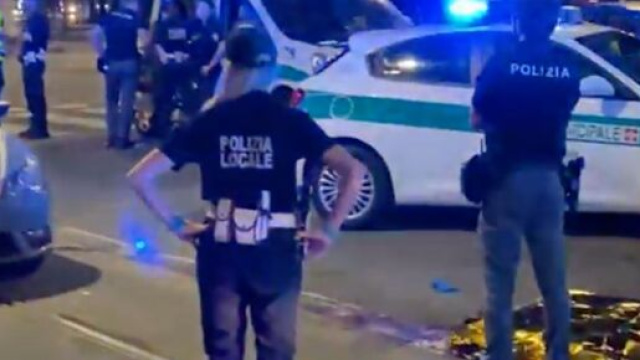 Incidente Torino: muore un trentatreenne travolto dalla Polizia in bici.
