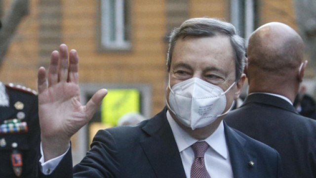 Bonus 200 euro, pagamento Inps per molti a settembre: docenti precari tagliati fuori.