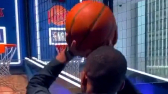 Kylian Mbappé enchaîne les paniers de basket et fait le buzz (capture Instagram Kylian Mbappé)