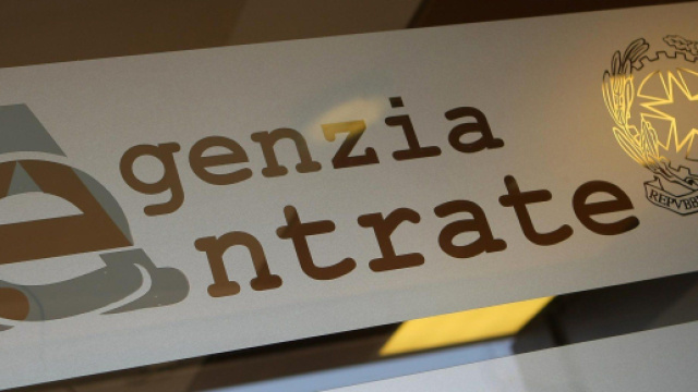 Superbonus, AdE su bonus 2021-2022: sconto in fattura solo su imponibile, cessione su Iva.