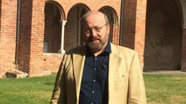 Lodi, Pierangelo Repanati trovato morto nel giardino di casa: ipotesi incidente domestico.