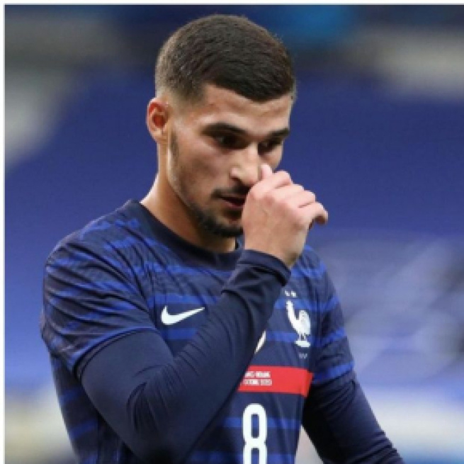 Houssem Aouar trahit l'équipe de France, les fans sont furieux (captures YouTube)