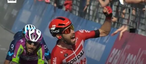 Thomas De Gendt, la vittoria al Giro d'Italia nella tappa di Napoli.