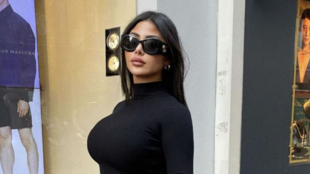 Maeva Ghennam dévoile la photo de sa harceleuse qui se fait passer pour sa cousine, elle porte plainte - Source : Instagram