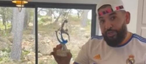 Mohamed Henni parodie Kylian Mbappé et fait le buzz (capture YouTube)