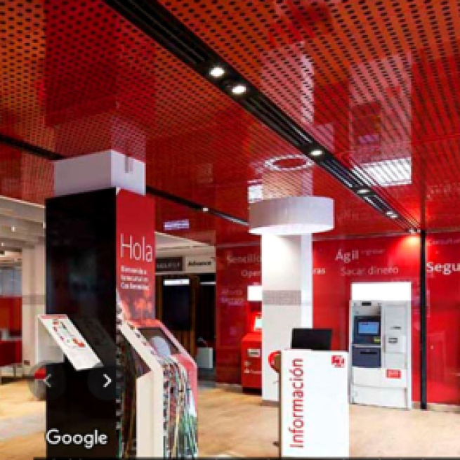 El banco Santander de Vitoria (Google Maps)