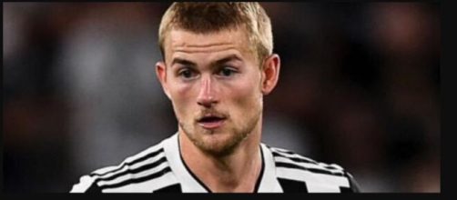 Juventus, i tifosi chiedono a De Ligt di restare