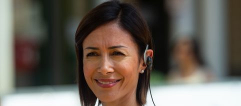 Tagli capelli antiage, le novità estate 2022: il lob di Mara Carfagna e il buzz cut