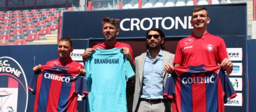 Crotone, presentati i nuovi acquisti.