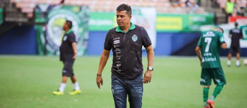 Piza volta ao Manaus menos de um mês após demissão (Ismael Monteiro/Manaus FC)