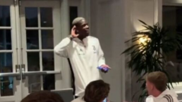 Le bizutage 'gênant' de Paul Pogba fait le buzz (capture YouTube)