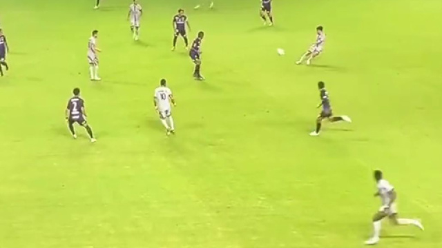 PSG : caviar de Vitinha, enchainement, le but de Nuno Mendes régalent les fans (capture YouTube)