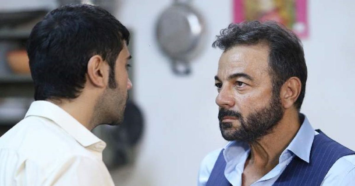 Terra amara, episodio del 27/07 Yilmaz viene salvato da Fekeli, i due come padre e figlio Terra amara, episodio del 27/07 Yilmaz viene salvato da Fekeli, i due come padre e figlio