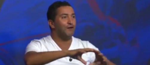 La folle anecdote de Nabil Djellit avec son maillot Mahrez fait le buzz (capture YouTube)