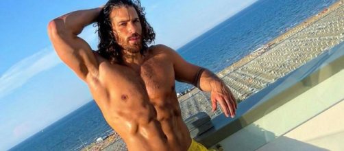 Can Yaman, retroscena sull'attore.