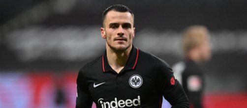 Calciomercato Inter, i possibili sostituti di Dumfries: da Udogie a Kostic.