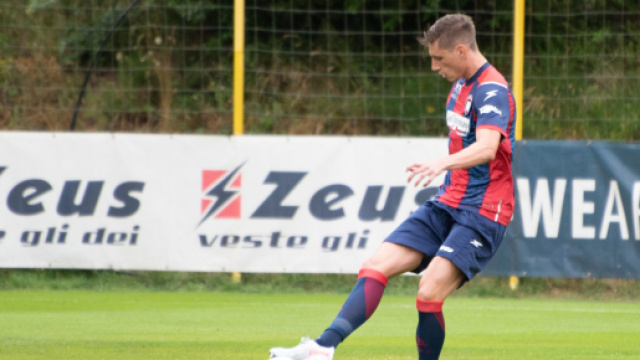 Crotone, Mondonico passa all'Ancona