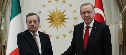 Mario Draghi incontra Erdogan in Turchia.