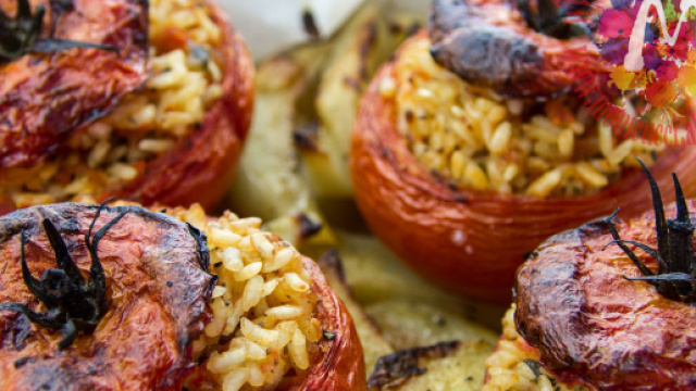 Pomodori imbottiti, una ricetta per la stagione calda.