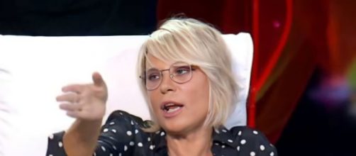 Tú sí que vales, Maria De Filippi sfruttata per vendere dei quadri: 'Mi sono infuriata'.