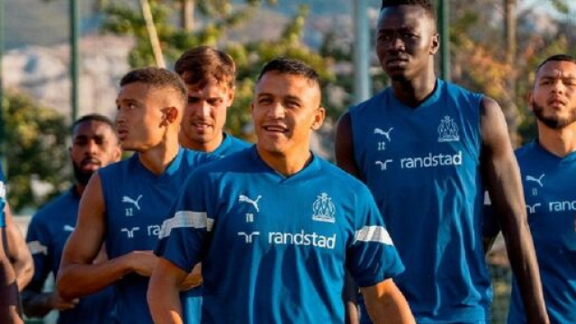 Les salaires de l'OM viennent de fuiter et agitent Twitter (capture Twitter officiel de l'OM)