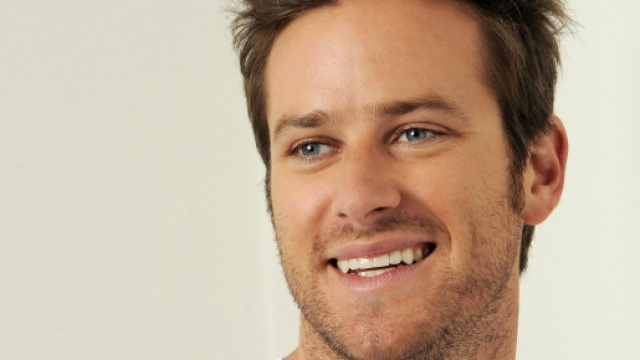 Arriva 'House of Hammer', il documentario che dà voce alle presunte vittime di Armie Hammer