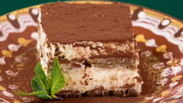 Tiramis&ugrave; al piatto semplice seguendo la tradizione