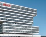 Bosch cerca diplomati per lavoro in fabbrica e laureati in ufficio: cv online