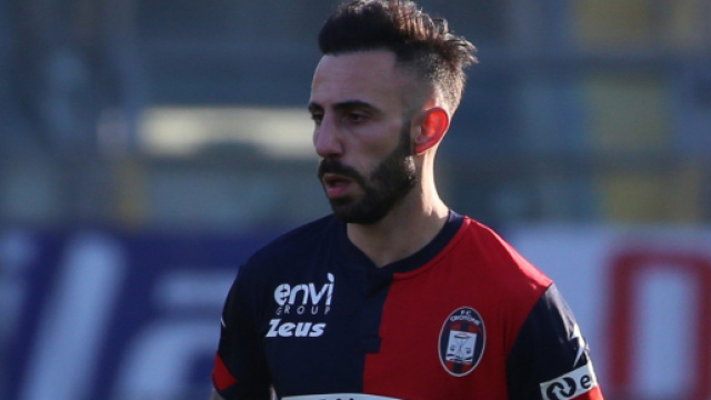 Crotone, "no" di Marras ai rossobl&ugrave;