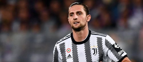 Juventus, Rabiot e Rovella potrebbero essere ceduti. Depay e Paredes le alternative.