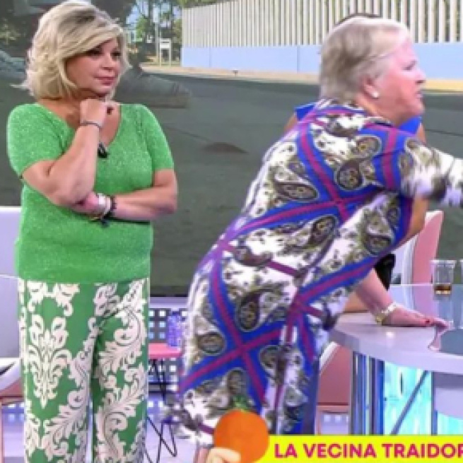 'La vecina traidora' se enfadó después que Kiko Jiménez recordara un episodio del pasado (Captura de pantalla de Telecinco)