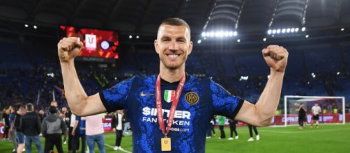 Mercato Inter, Dzeko resta in nerazzurro.