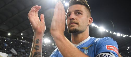 Il Chelsea offrirebbe 70 milioni e Ziyech o Pulisic per Leao, l'Inter su Milinkovic-Savic.